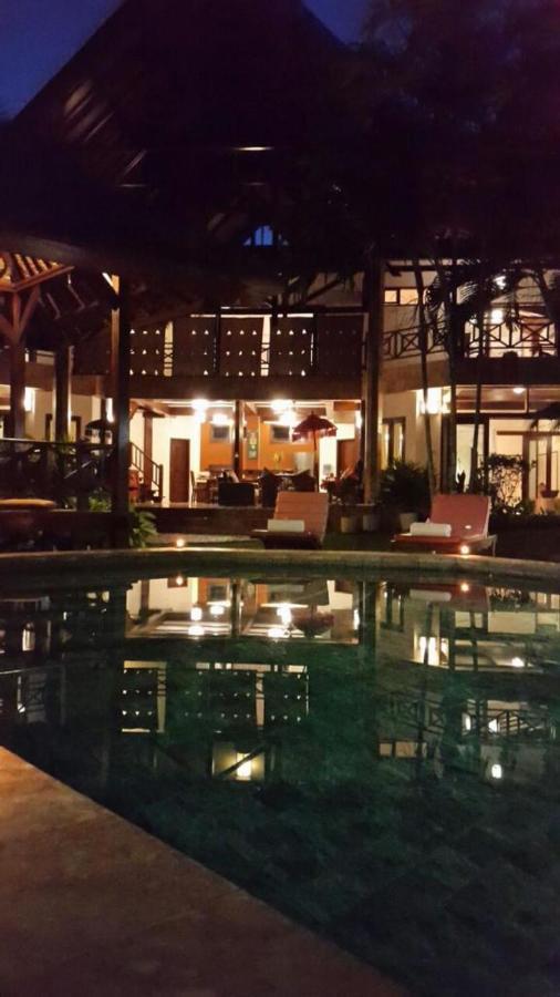 New Daria Villas Seminyak Eksteriør bilde